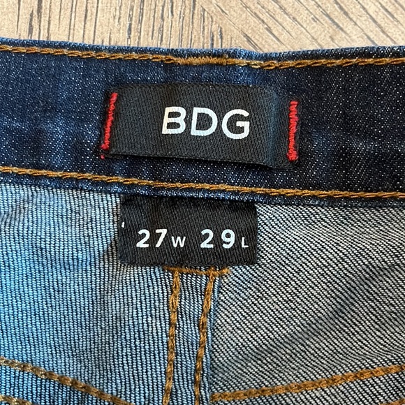 Urban Outfitters BDG Mid Rise Twig Ankle Skinny Jeans Size 27 x 29 NWOT - Picture 5 of 9